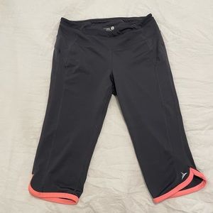 Old Navy Cropped Pants